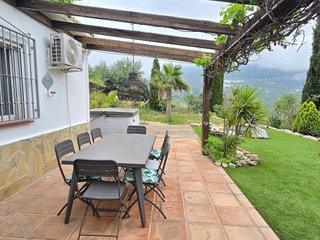 Chalet en venta en Alcaucín