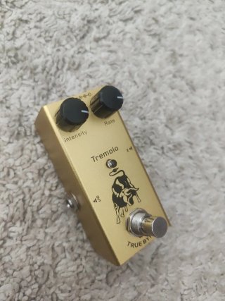 Pedal Tremolo Dorado