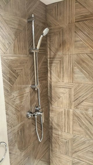 Revestimiento cerámico imitación madera