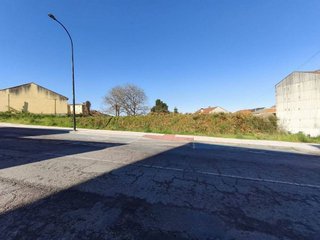 Terreno en venta en Lalín