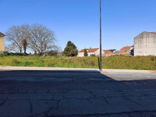 Terreno en venta en Lalín