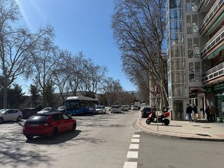 Local comercial en venta en Canillejas en Madrid