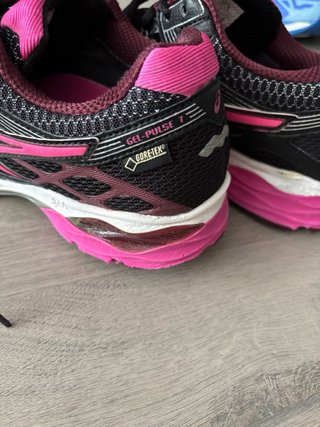 Deportivos Asics Talla 39 Negro/Rosa