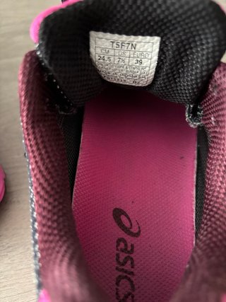 Deportivos Asics Talla 39 Negro/Rosa