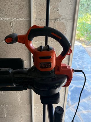 Aspiradora, Sopladora y Trituradora BLACK+DECKER