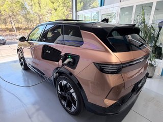 Opel Grandland GS Electric 2025