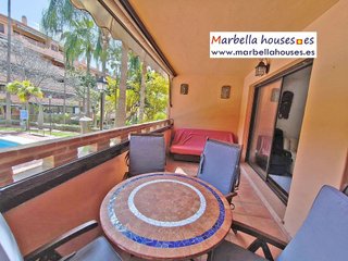 Piso en venta en La Carolina-Guadalpín en Marbella