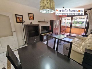 Piso en venta en La Carolina-Guadalpín en Marbella