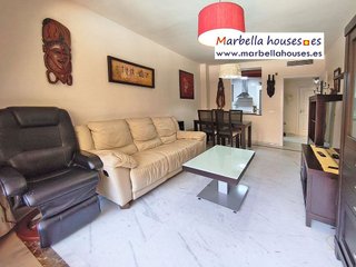 Piso en venta en La Carolina-Guadalpín en Marbella
