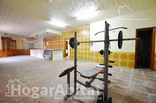 Edificio en venta en Tavernes de la Valldigna
