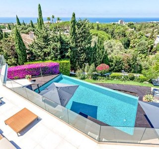 Chalet en alquiler en Hacienda Las Chapas en Marbella