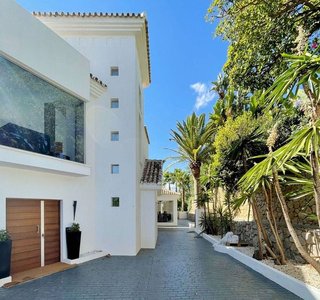 Chalet en alquiler en Hacienda Las Chapas en Marbella