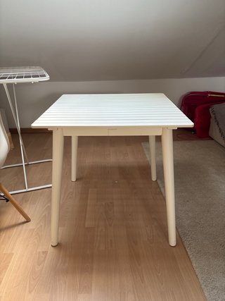 Mesa cuadrada blanca Ikea
