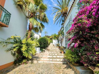 Piso en alquiler en La Carolina-Guadalpín en Marbella