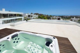 Chalet en alquiler en Las Brisas en Marbella