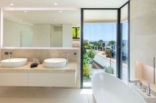 Chalet en alquiler en Las Brisas en Marbella