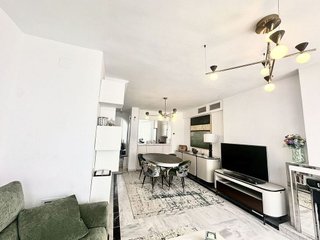 Dúplex en alquiler en Playa de la Fontanilla en Marbella