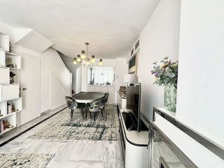 Dúplex en alquiler en Playa de la Fontanilla en Marbella