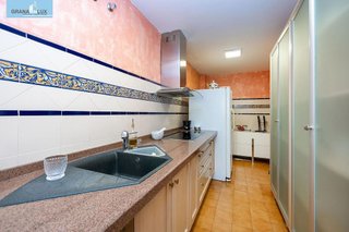 Casa adosada en venta en Crta. De la Sierra en Granada