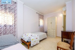Casa adosada en venta en Crta. De la Sierra en Granada