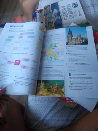 GEOGRAPHY & HISTORY 2 ESO WORLD MAKERS