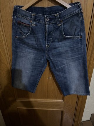 Bermudas Levi's Azules