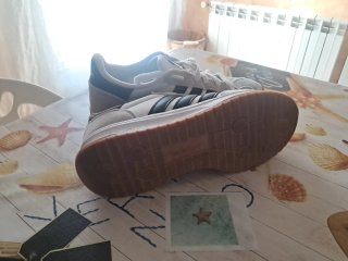 Zapatillas Adidas Blancas y Negras