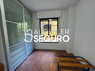Piso en alquiler en Carranque - Haza Cuevas en Málaga