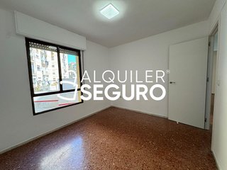 Piso en alquiler en Carranque - Haza Cuevas en Málaga