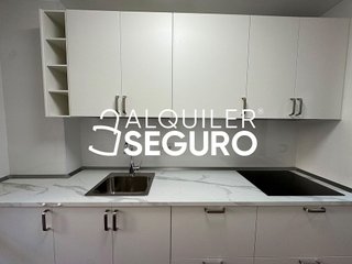 Piso en alquiler en Carranque - Haza Cuevas en Málaga