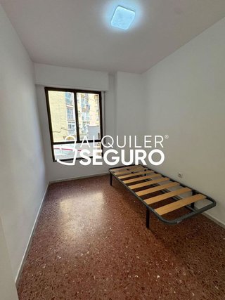 Piso en alquiler en Carranque - Haza Cuevas en Málaga