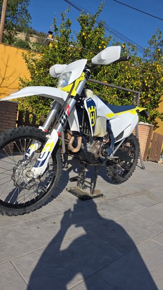 Husqvarna 250 TE 4T Enduro 2024