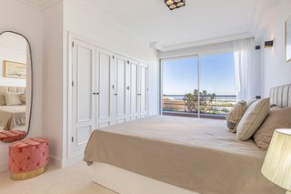 Piso en venta en Los Naranjos en Marbella