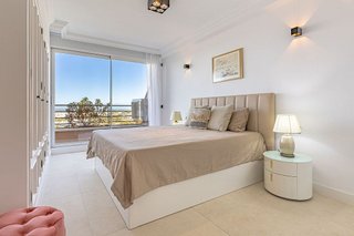 Piso en venta en Los Naranjos en Marbella