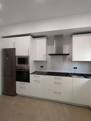 Piso en venta en Los Remedios en Sevilla