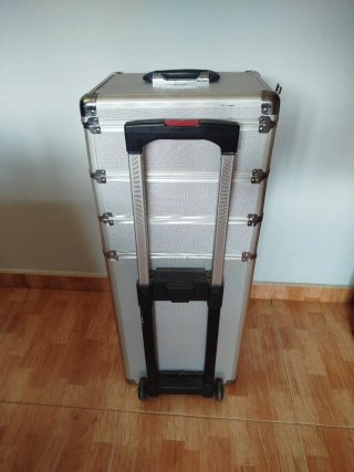 Maletín trolley maquillaje plateado