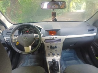Opel Astra 2009