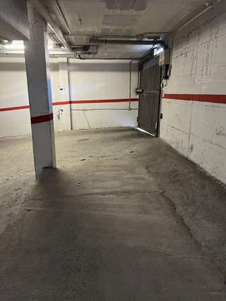 Garaje en venta en Eixample Sud – Migdia en Girona