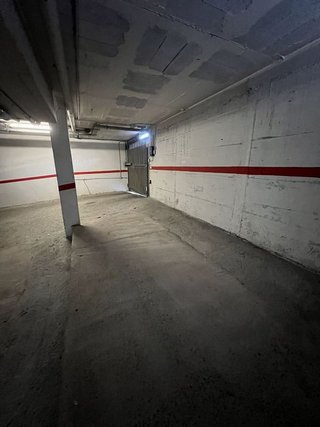 Garaje en venta en Eixample Sud – Migdia en Girona