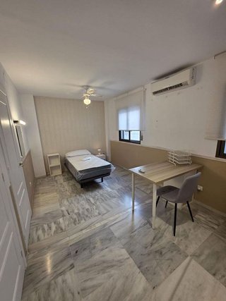 Piso en alquiler en Teatinos en Málaga