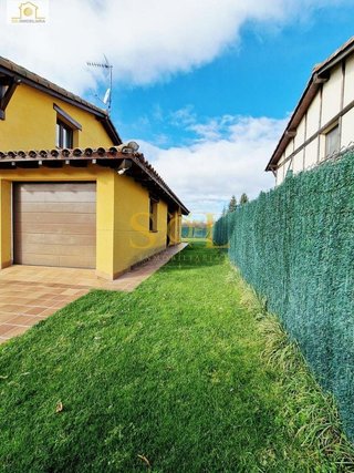 Casa en venta en Villaquilambre