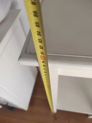 Mesa auxiliar madera blanca y gris