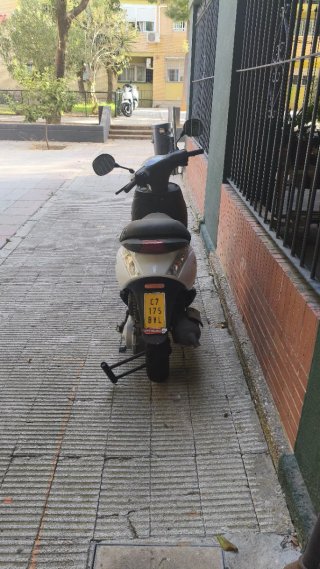 Piaggio Zip 50 2T Blanca