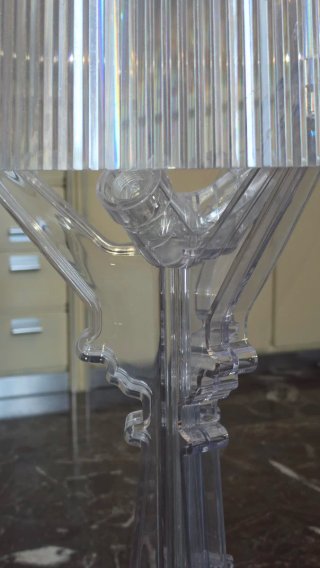 Lampada Kartell trasparente