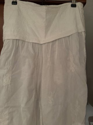 Pantalón bombacho bordado Zara Talla xs