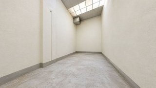 Local comercial en venta en Almendrales en Madrid