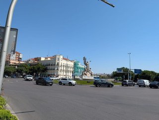 Local comercial en venta en Almendrales en Madrid