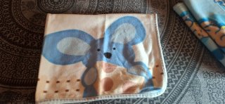 4 Mantitas Bebé con Dibujo de Niño Durmiendo