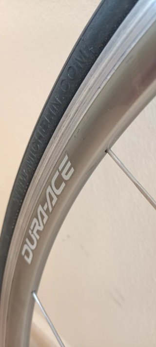 Rueda Shimano Dura Ace Delantera