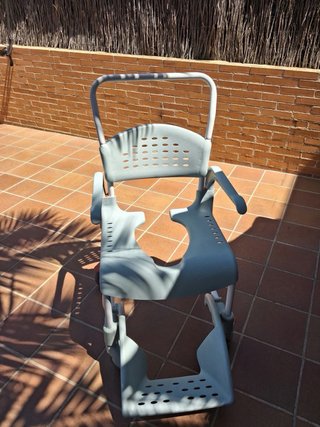 Silla de ducha Etac Clean